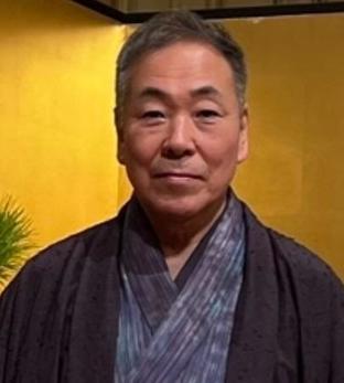 隄　信雄（つつみ　のぶお）